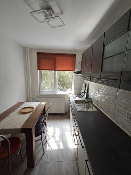 Apartament cu 2 camere decomandat, mobilat în Militari