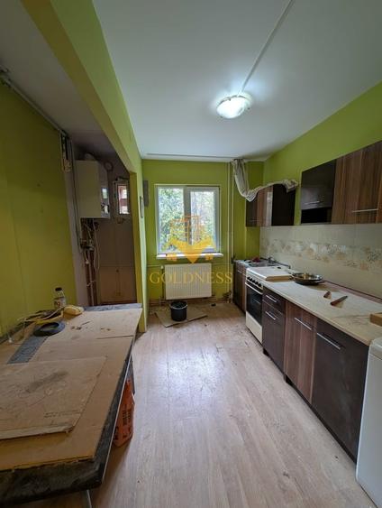Apartament cu 2 camere semidecomandat în Sud