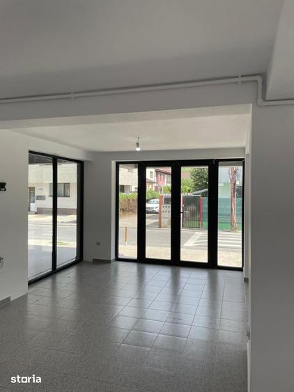 Spațiu comercial, de 50 mp, în Central