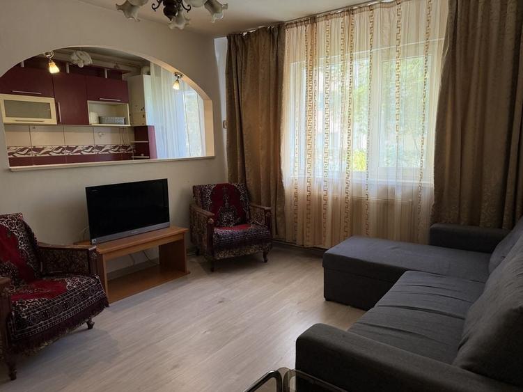 Apartament cu 2 camere în Simeria