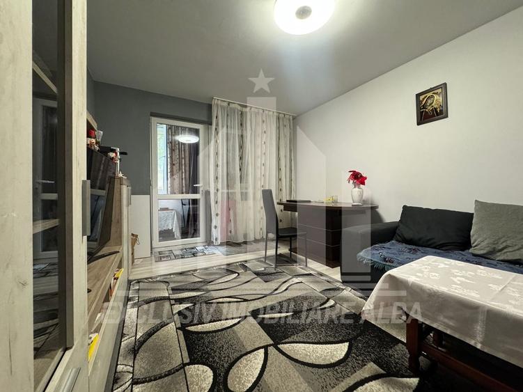 Apartament 3 camere decomandate | 67 mp | Curte | Cetate - 1