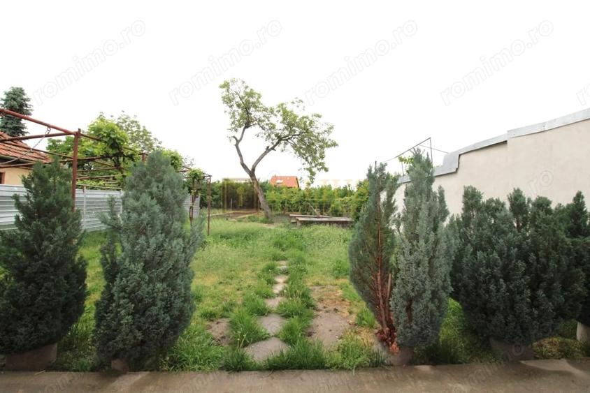 Casă cu Teren 400 Mp în Mircea cel Bătrân