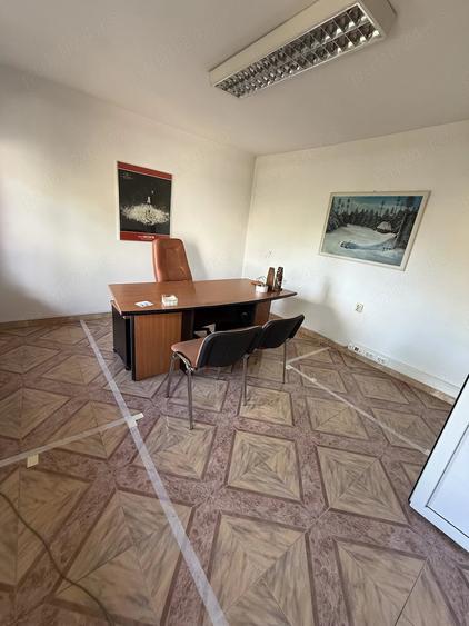 Casă cu 3 camere cu Teren 200 Mp în Eroii Revoluției