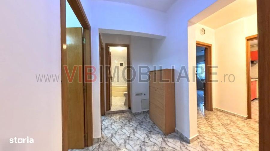 Apartament cu 3 camere decomandat în Vitan