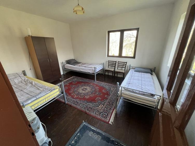 Casă cu 2 camere în Central