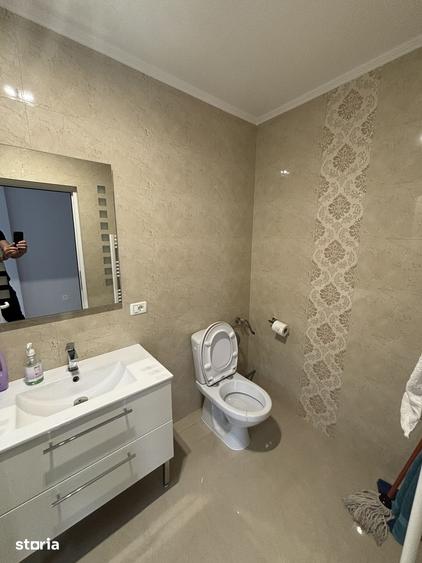 Casă cu 6 camere cu Teren 900 Mp în Jucu