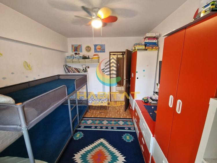 Apartament cu 4 camere semidecomandat, mobilat în Brâncoveanu
