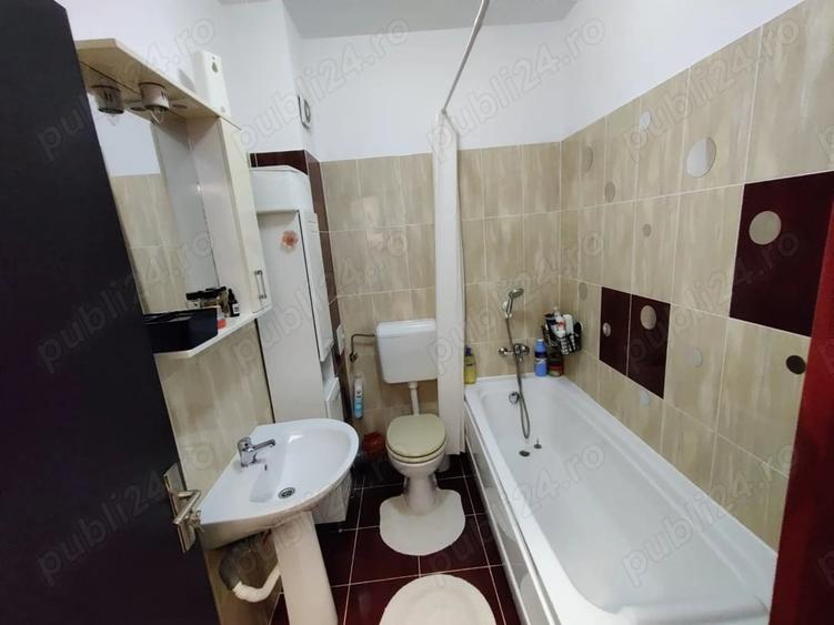 Apartament cu 2 camere decomandat în Berceni