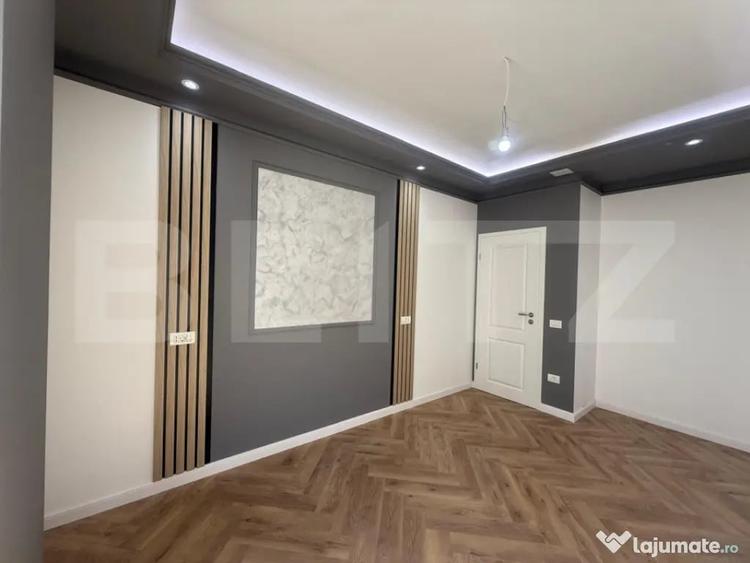 Apartament cu 3 camere semidecomandat în Torontalului