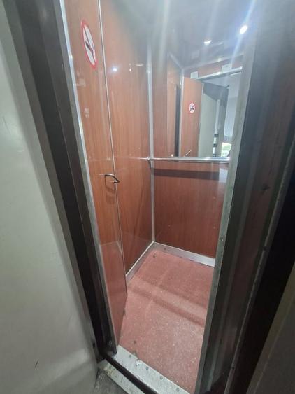 Apartament cu 2 camere semidecomandat în Colentina