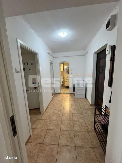 Apartament cu 2 camere decomandat, mobilat în Faleza Nord