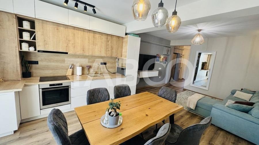 Apartament cu 3 camere decomandat, mobilat în Șelimbăr