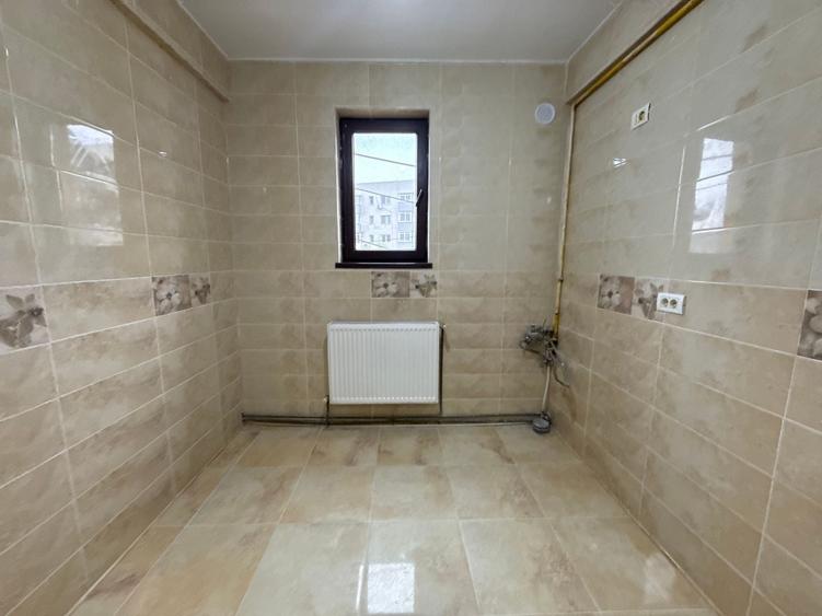 Casă individuală cu 5 camere cu Canalizare în Dristor