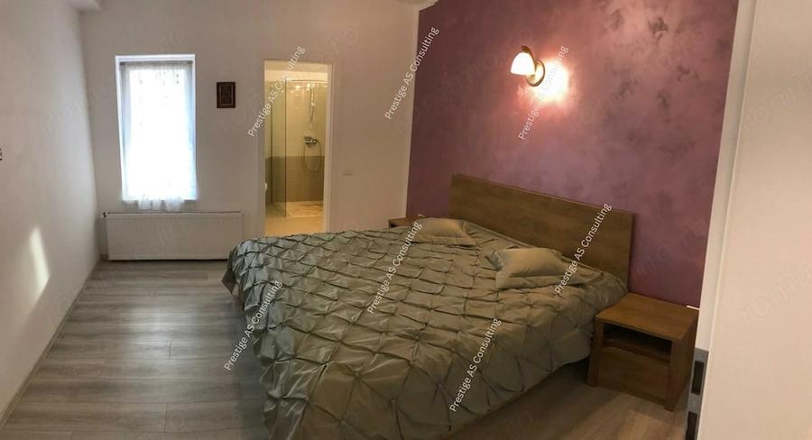 Apartament cu 3 camere decomandat în Torontalului