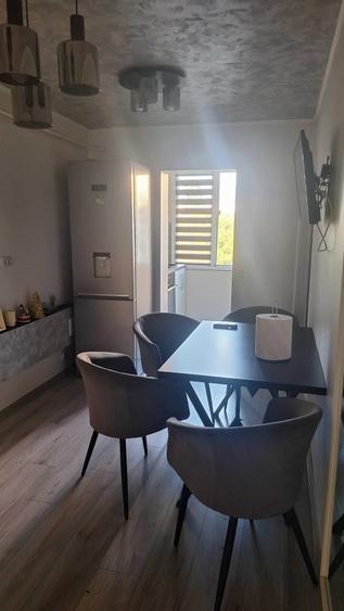 Apartament cu 2 camere decomandat în Ultracentral