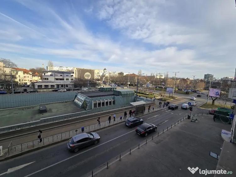 Apartament cu 2 camere decomandat, mobilat în P-ța Muncii