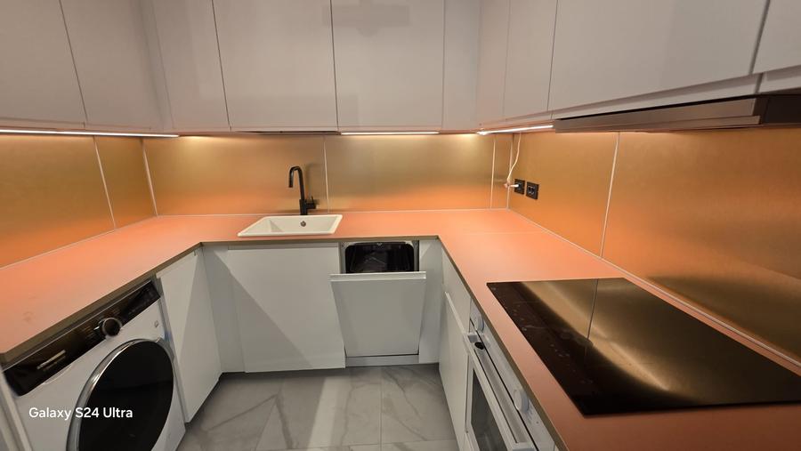Apartament cu 3 camere decomandat în Floreasca