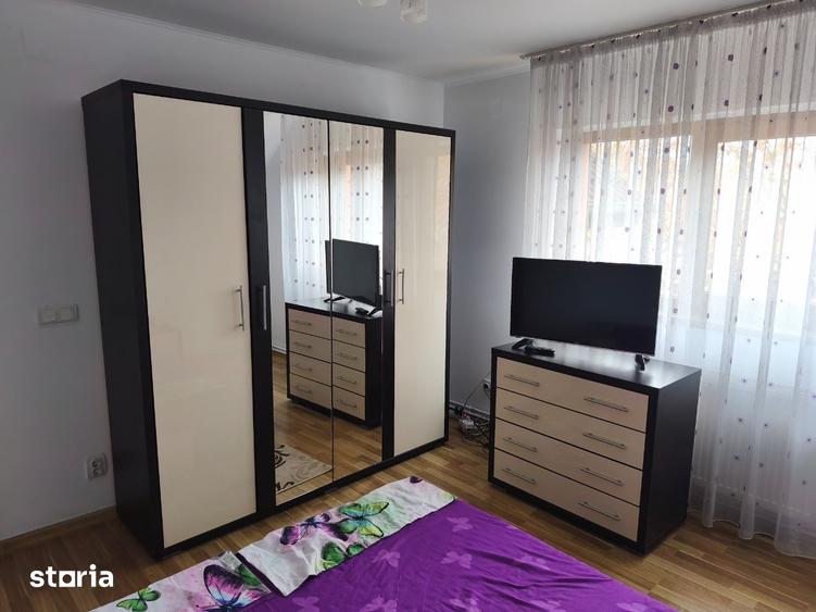 Casă cu 5 camere cu Teren 145 Mp în Vlădesti