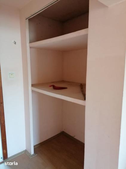Apartament cu 3 camere în Tineretului