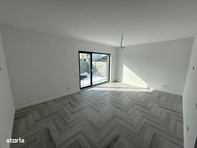Casă cu 4 camere cu Teren 400 Mp în Clinceni