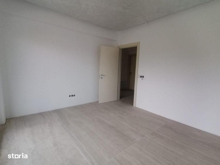 Casă cu 4 camere în Prislop