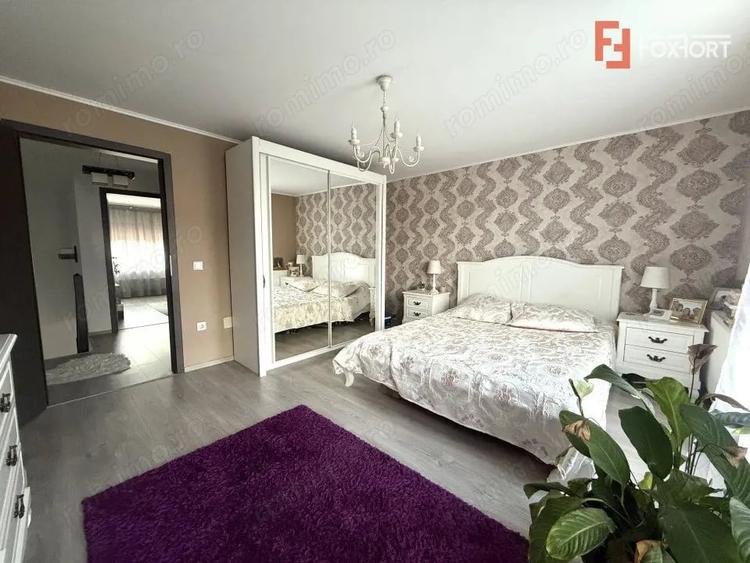 Casă cu 3 camere cu Teren 189 Mp în Dumbrăvița