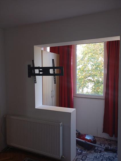 Apartament cu 2 camere semidecomandat în Exterior Vest