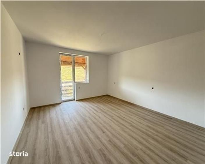 Casă cu 3 camere cu Teren 700 Mp în Șura Mare