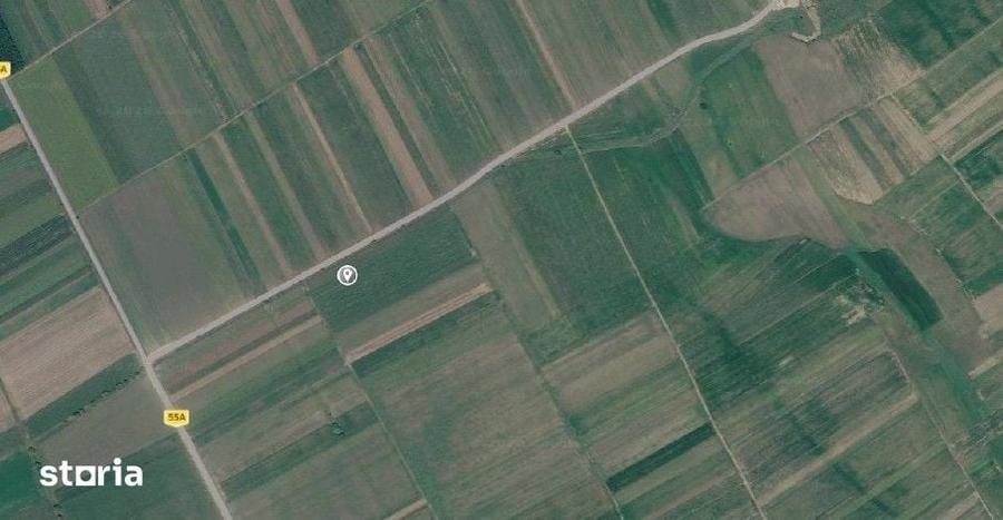 Teren de 3600 mp, în Corni