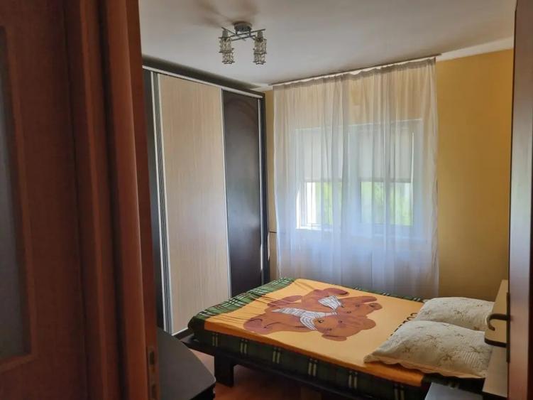 Apartament cu 2 camere decomandat în Mihai Bravu