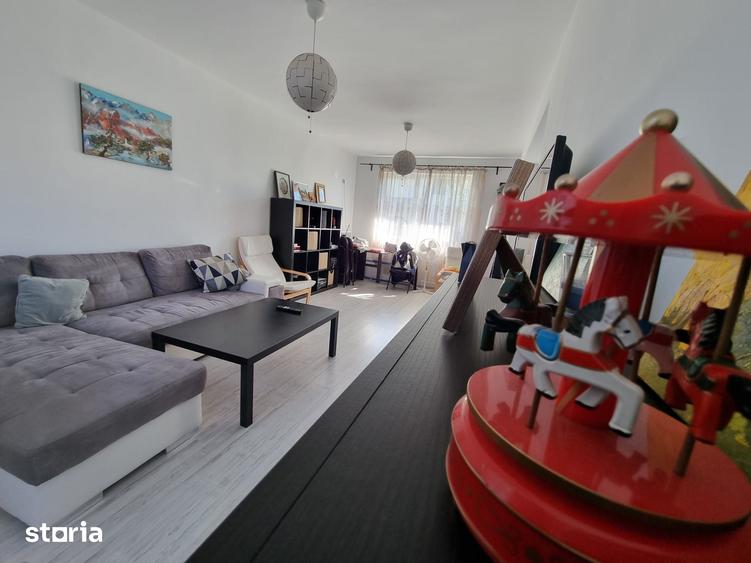 Casă cu 4 camere cu Teren 180 Mp în Alexandriei
