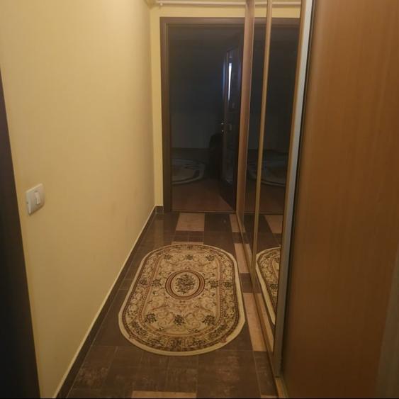 Apartament cu 2 camere decomandat, mobilat în Arcul de Triumf