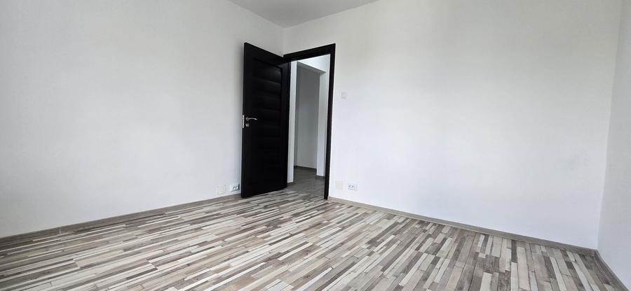 Apartament cu 2 camere decomandat în Exterior Vest