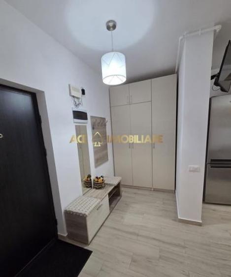 Apartament cu 2 camere semidecomandat, mobilat în Berceni