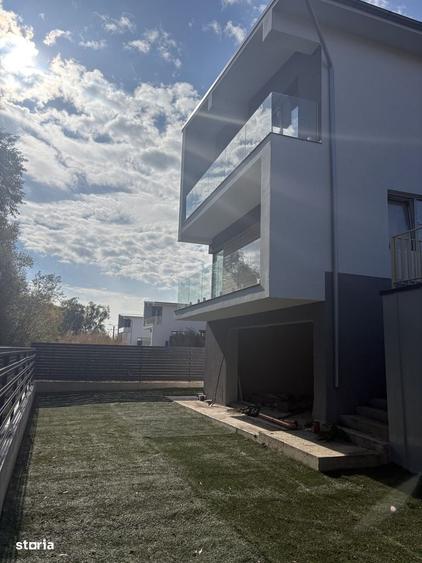 Casă cu 4 camere în Baciu