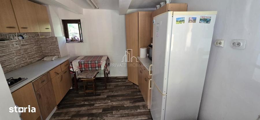 Casă cu 5 camere cu Teren 1427 Mp în Cucerdea