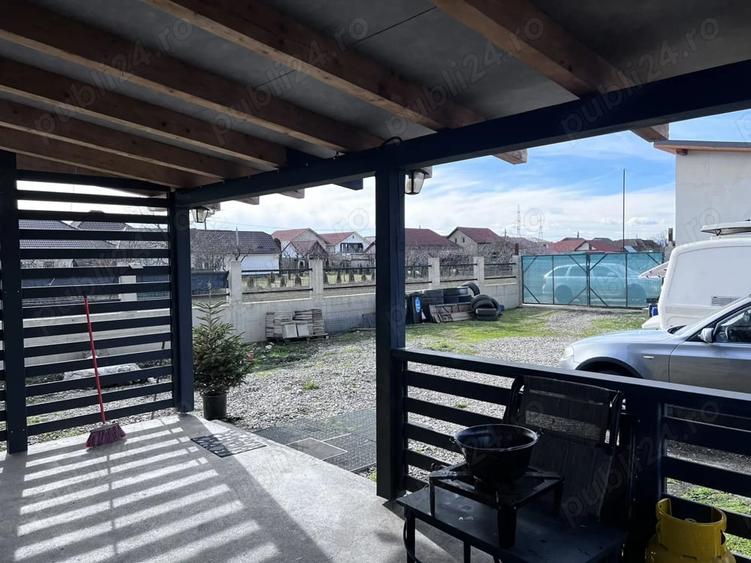 Casă cu 3 camere cu Teren 6000 Mp în Central