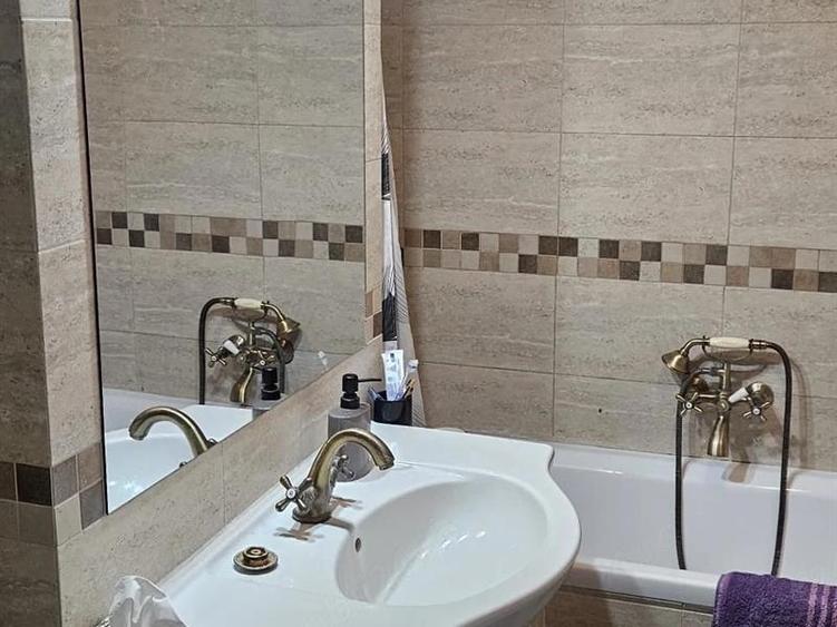 Apartament cu 2 camere decomandat în Fălticeni