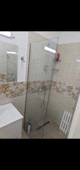 Casă cu 4 camere decomandat cu Teren 303 Mp în Central