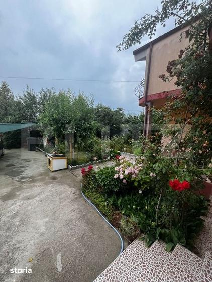 Casă cu 4 camere cu Teren 500 Mp în Vânători