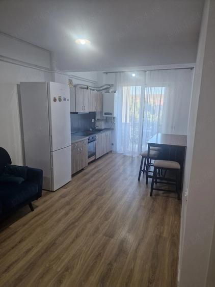 apartament bloc nou centru - 4
