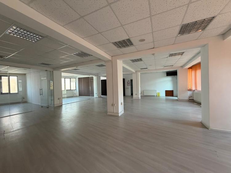 Birou, de 880 mp, în Cotroceni