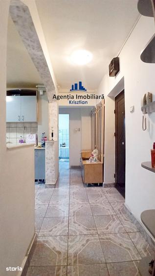 Apartament cu 2 camere decomandat în Micro 16