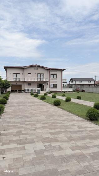 Casă cu 4 camere în Stupărei