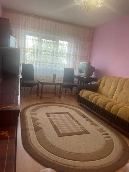 Apartament cu 2 camere decomandat în Școlilor
