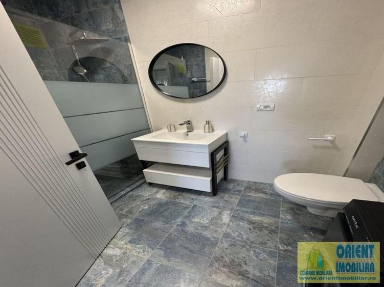 Apartament cu 2 camere decomandat în Palazu Mare