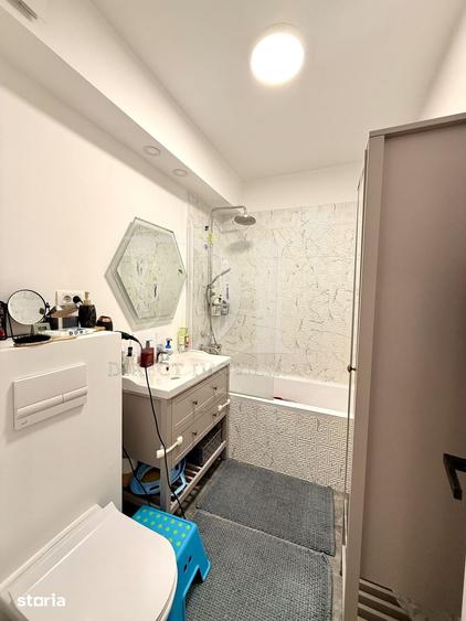Apartament cu 3 camere în Florești
