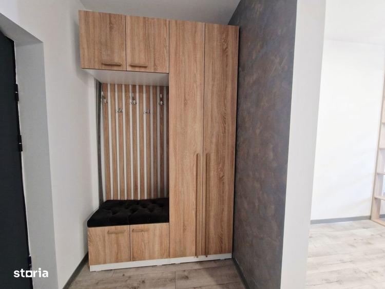 Garsonieră decomandată în Lumina