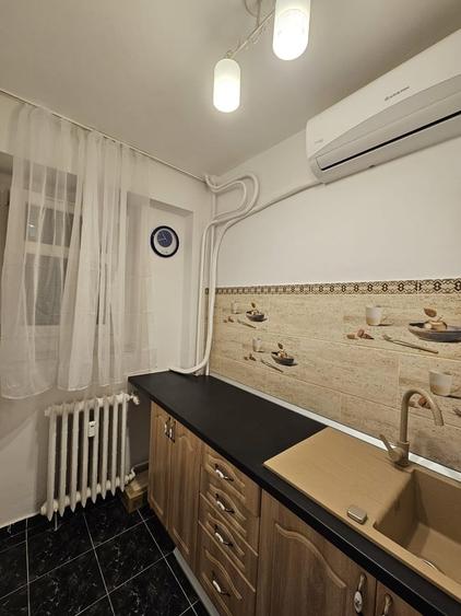 Garsonieră semidecomandată în Titan