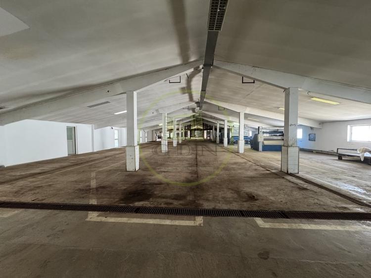 Spațiu industrial, de 4,100 mp, în Florești